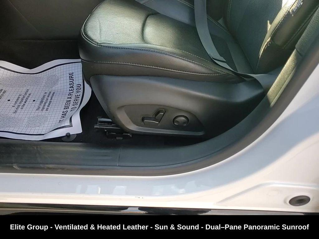 used 2022 Jeep Compass car, priced at $21,588