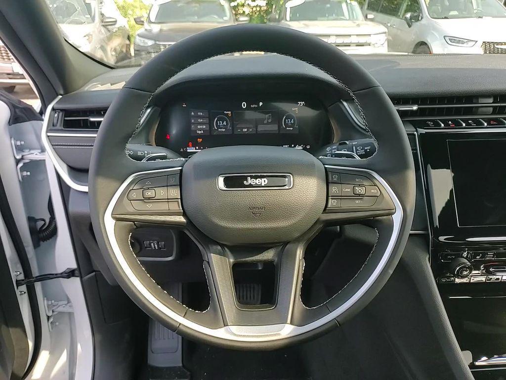 new 2025 Jeep Grand Cherokee L car, priced at $38,675