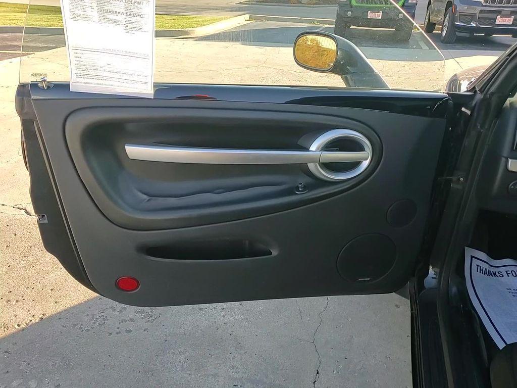 used 2004 Chevrolet SSR car, priced at $16,988