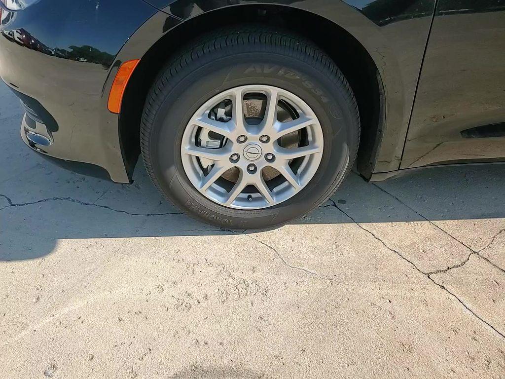 new 2025 Chrysler Voyager car, priced at $35,551