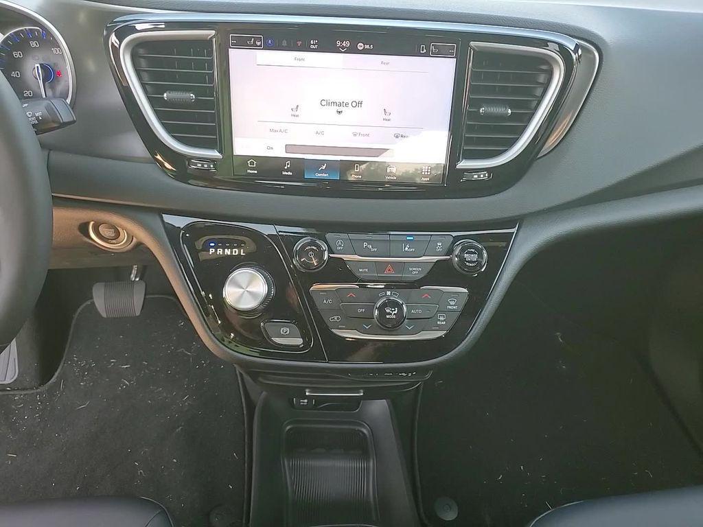 new 2025 Chrysler Voyager car, priced at $35,551