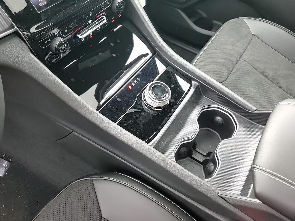 new 2025 Jeep Grand Cherokee car, priced at $42,791