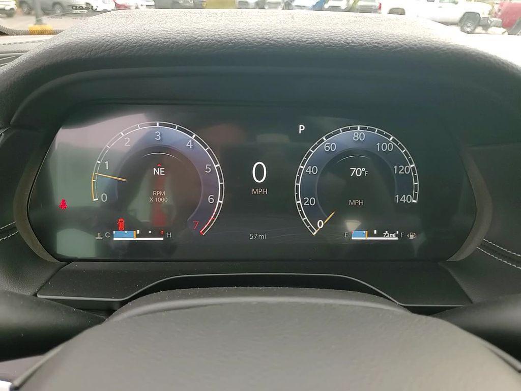 new 2025 Jeep Grand Cherokee car, priced at $42,791