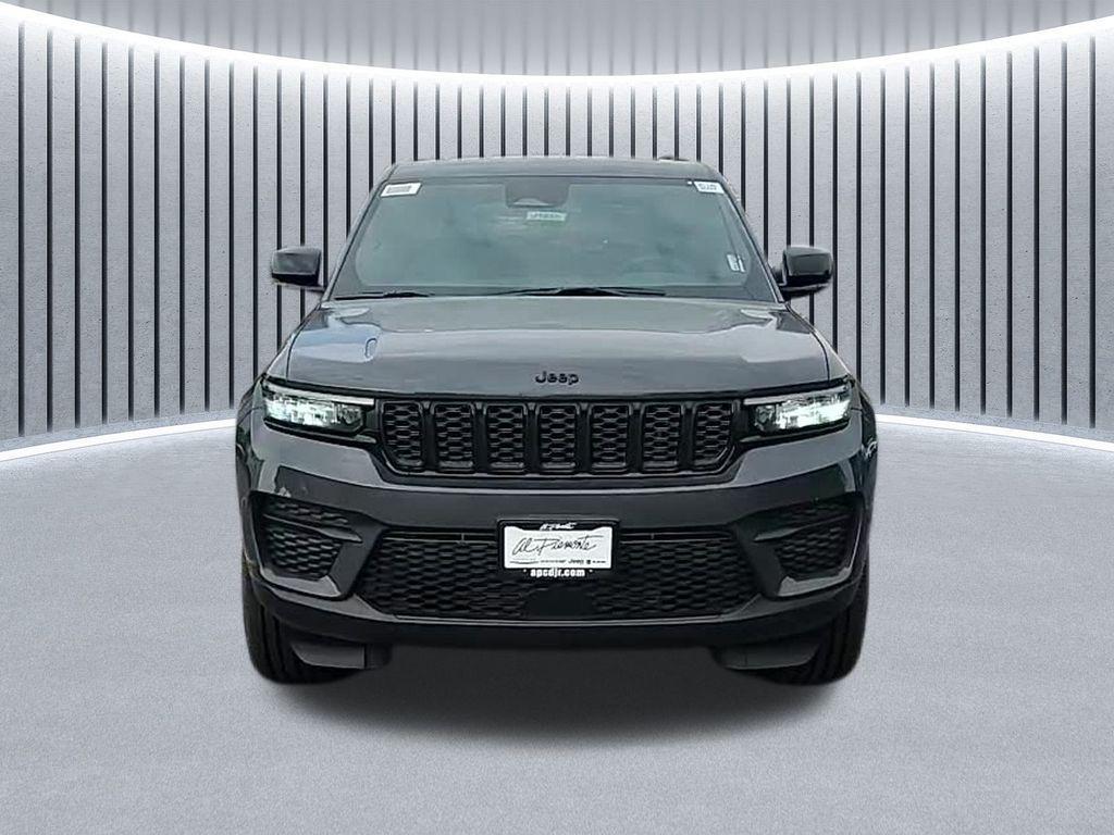 new 2025 Jeep Grand Cherokee car, priced at $42,791