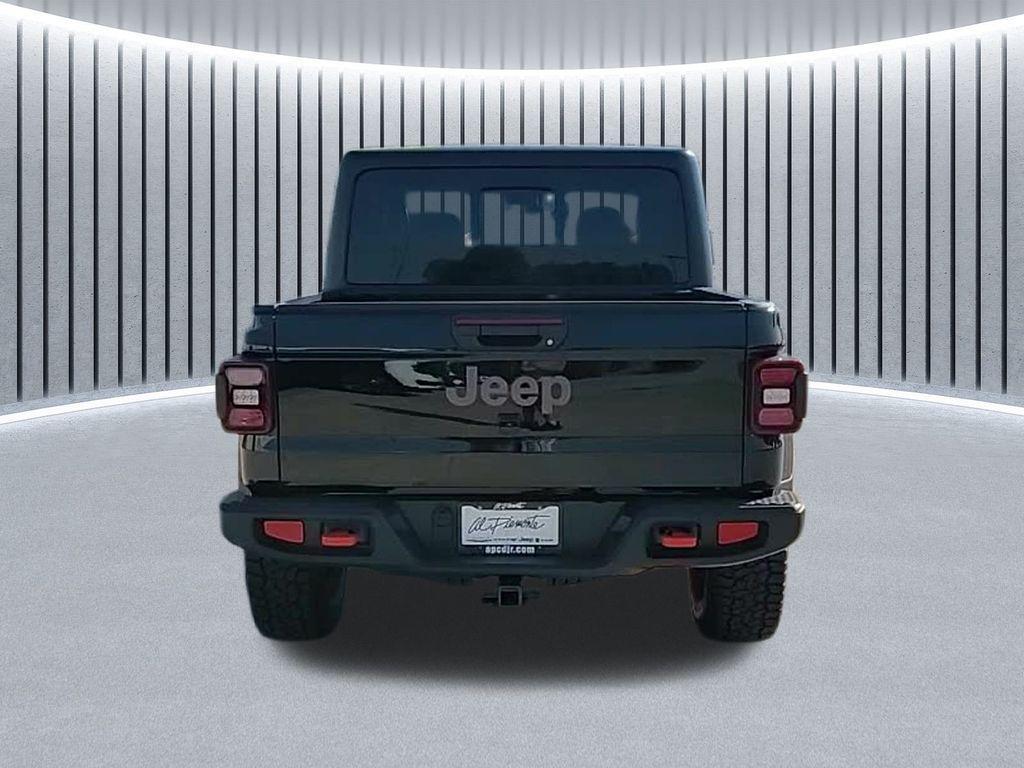 new 2025 Jeep Gladiator car, priced at $55,149