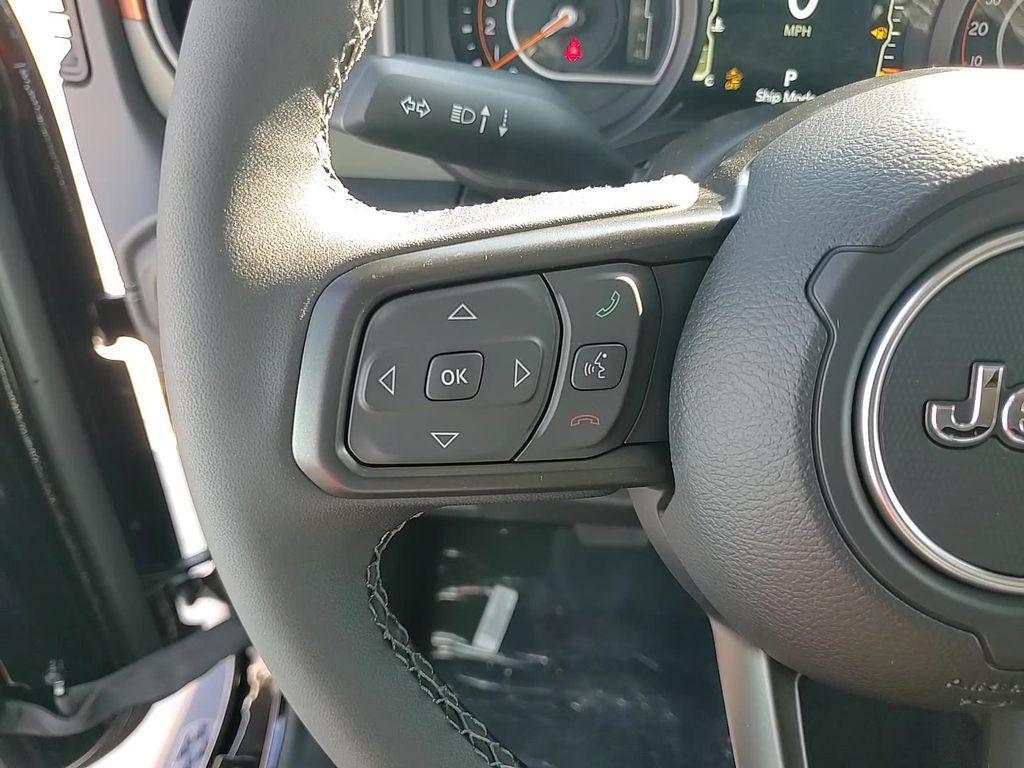 new 2025 Jeep Gladiator car, priced at $55,149