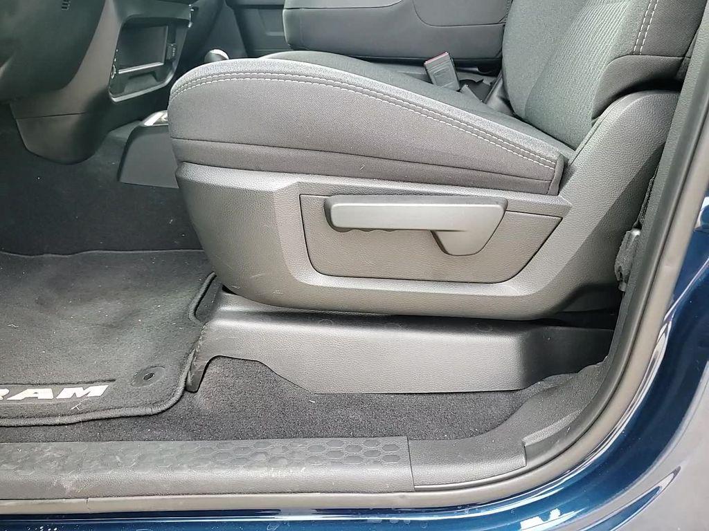 new 2024 Ram 2500 car, priced at $58,217