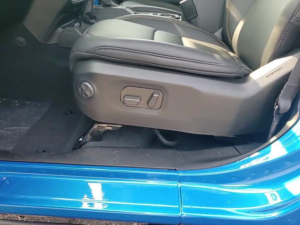 new 2025 Jeep Wrangler car, priced at $53,852