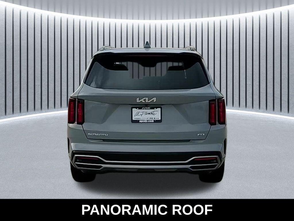 used 2023 Kia Sorento car, priced at $29,995