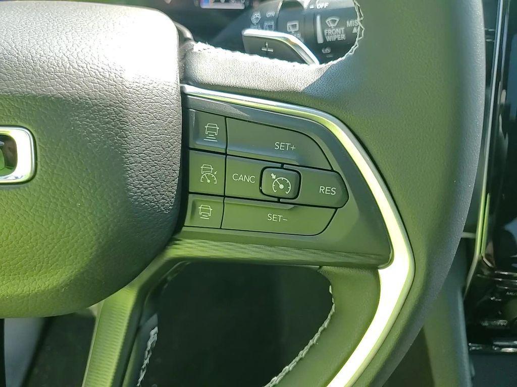 new 2025 Jeep Grand Cherokee L car, priced at $43,220