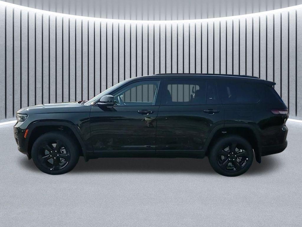 new 2025 Jeep Grand Cherokee L car, priced at $43,220