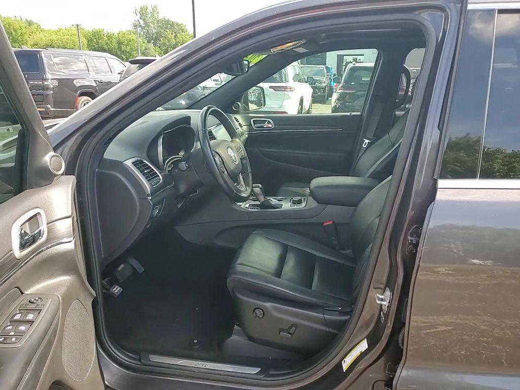 used 2021 Jeep Grand Cherokee car, priced at $24,495