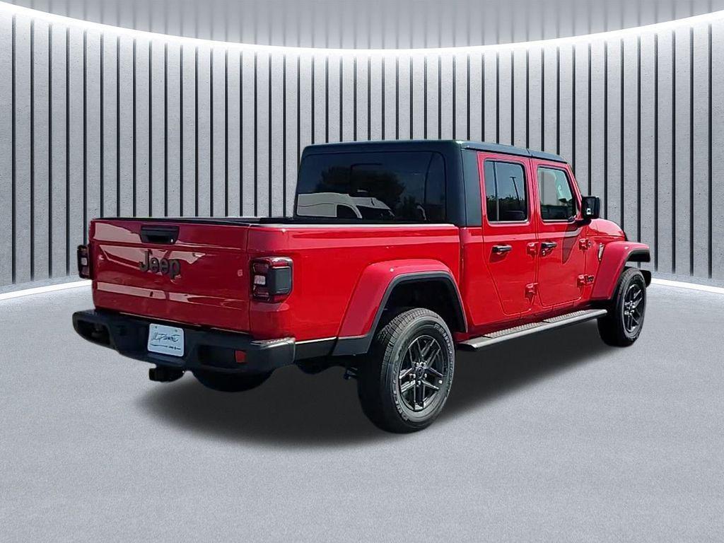 new 2025 Jeep Gladiator car, priced at $53,850