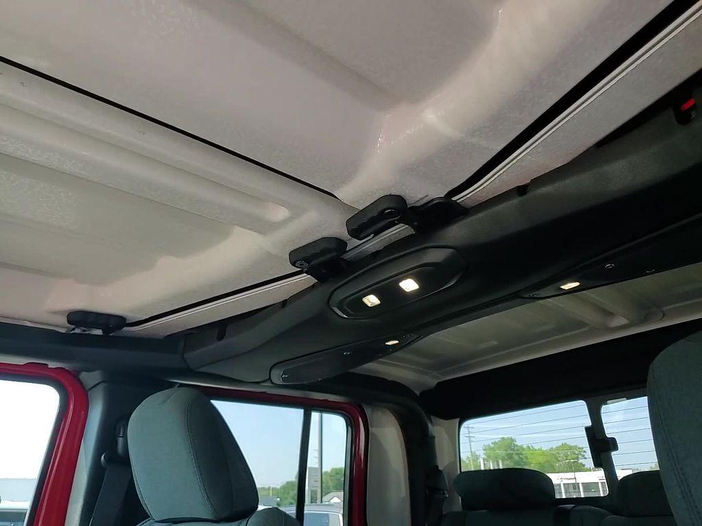 new 2025 Jeep Gladiator car, priced at $53,850