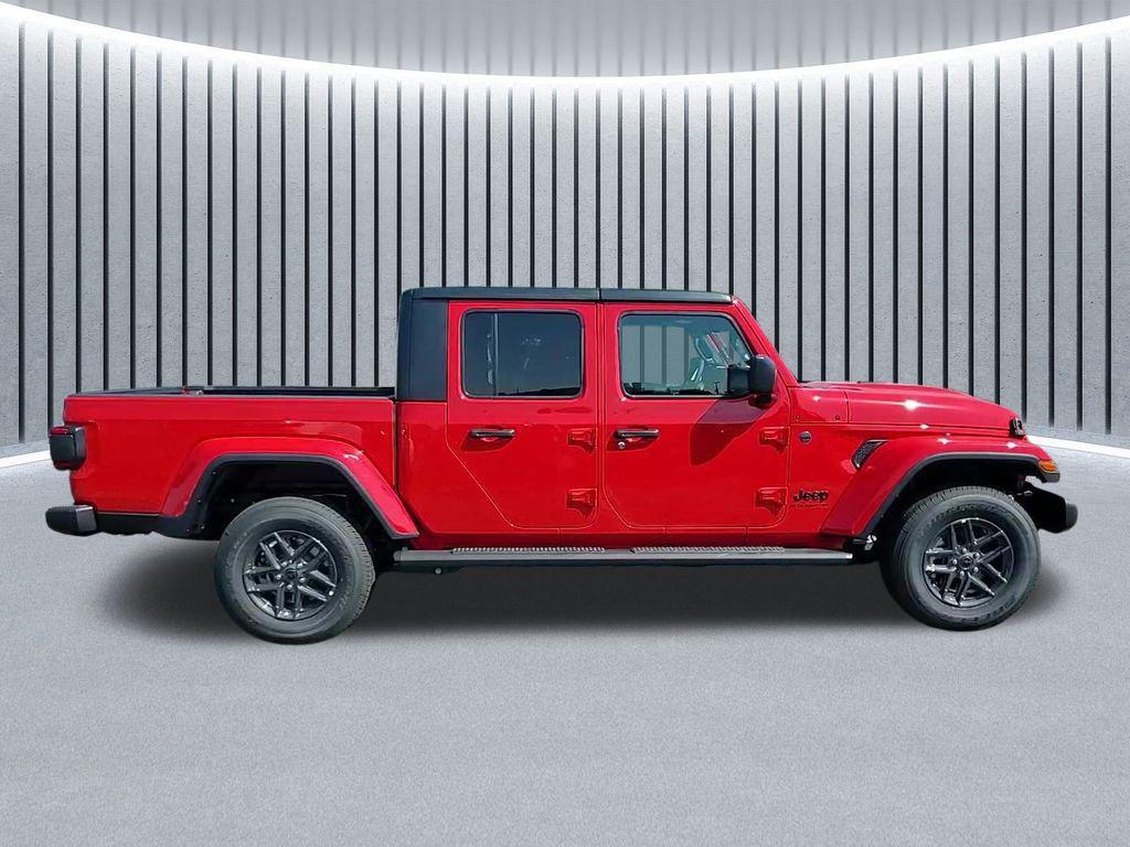 new 2025 Jeep Gladiator car, priced at $53,850