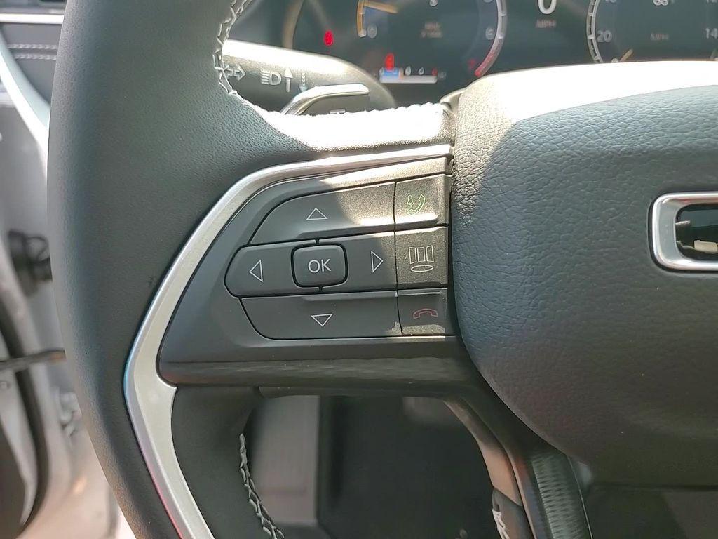 new 2025 Jeep Grand Cherokee L car, priced at $38,293