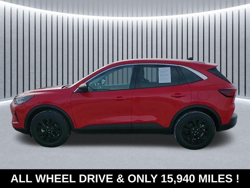 used 2024 Ford Escape car, priced at $19,988