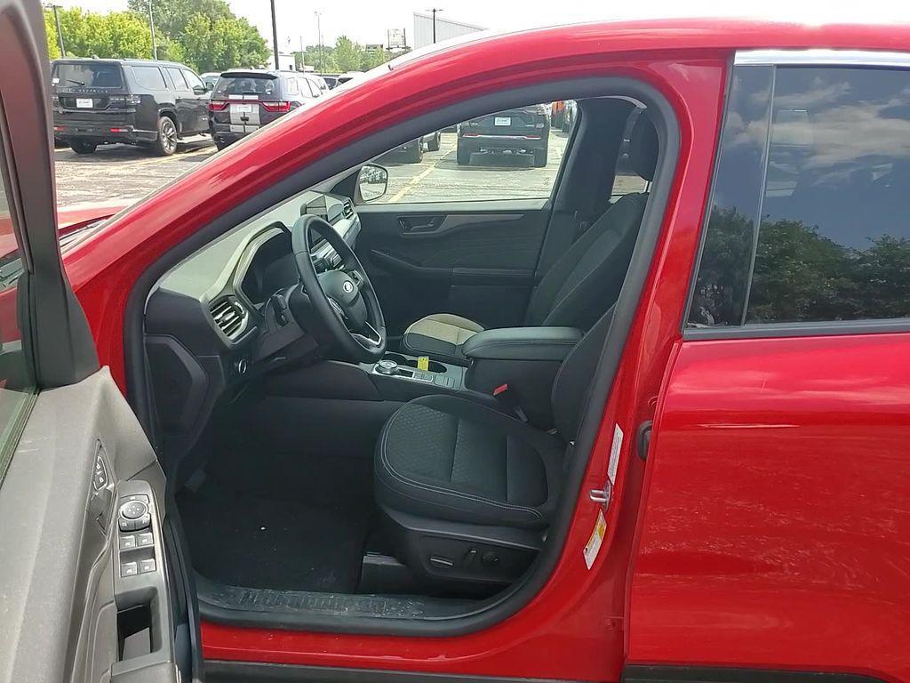 used 2024 Ford Escape car, priced at $23,394