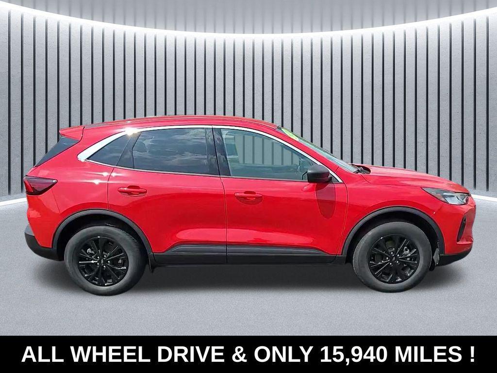 used 2024 Ford Escape car, priced at $20,949