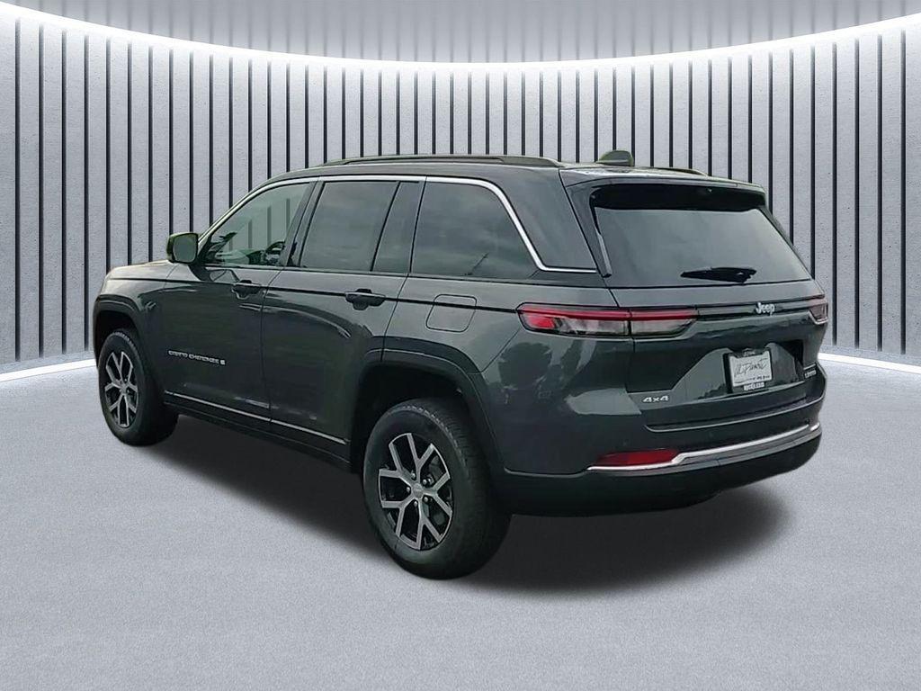 new 2025 Jeep Grand Cherokee car, priced at $45,392