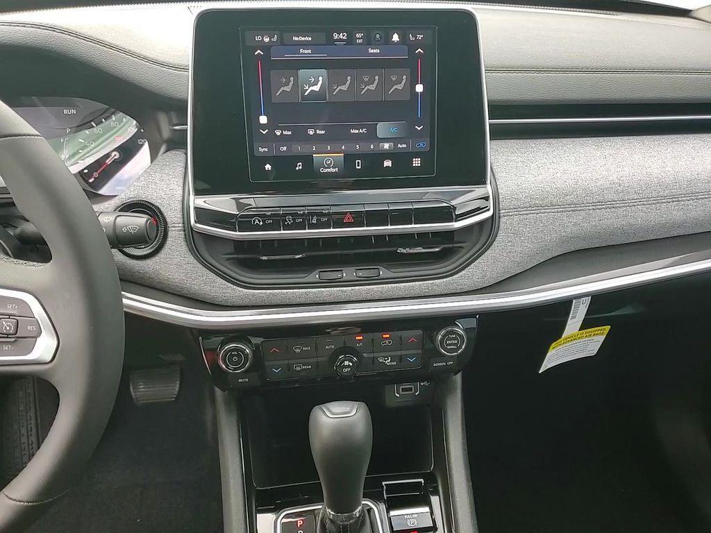 new 2025 Jeep Compass car, priced at $24,732