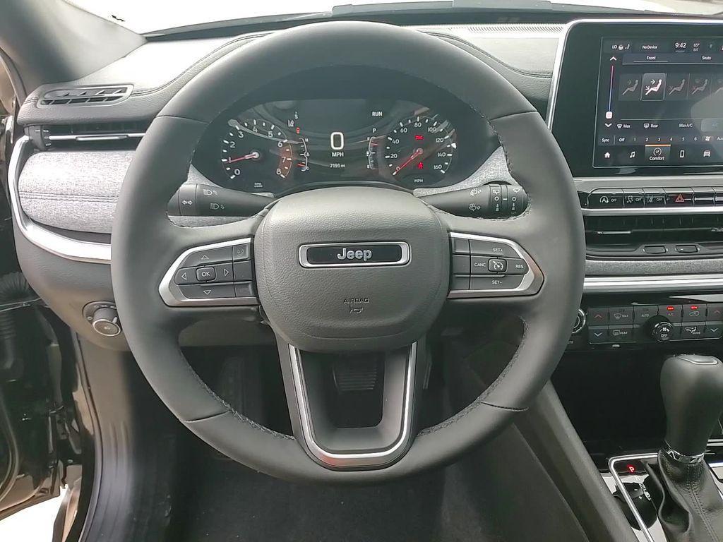 new 2025 Jeep Compass car, priced at $24,732