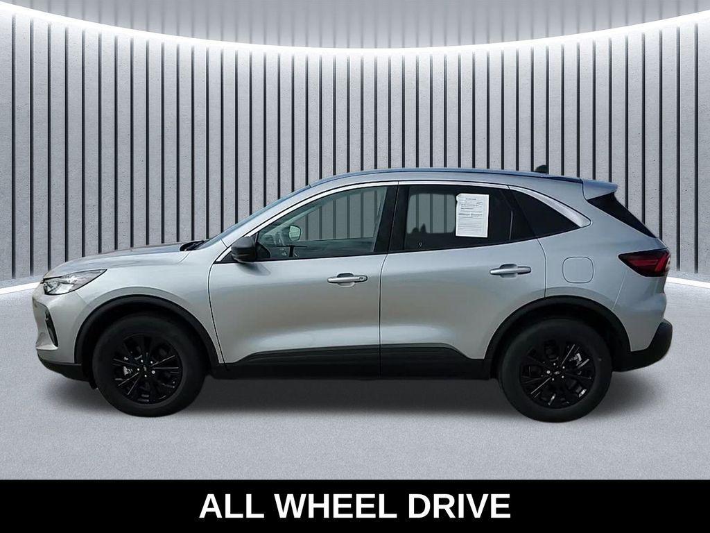 used 2024 Ford Escape car, priced at $19,995