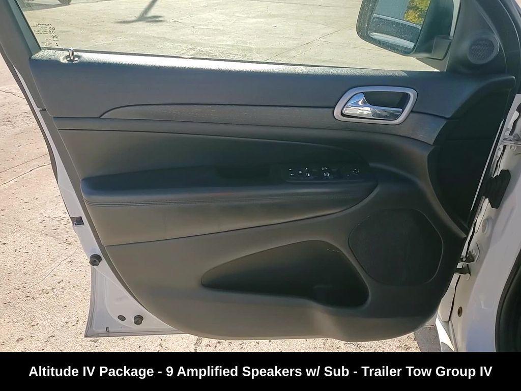 used 2017 Jeep Grand Cherokee car, priced at $14,288