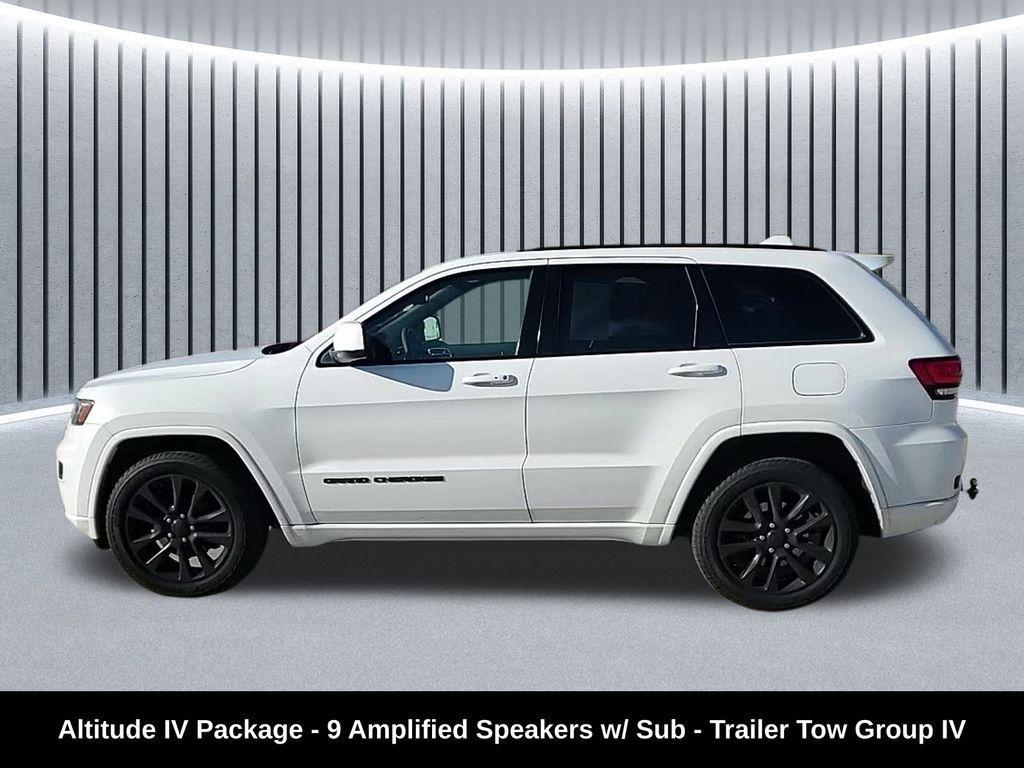 used 2017 Jeep Grand Cherokee car, priced at $14,288