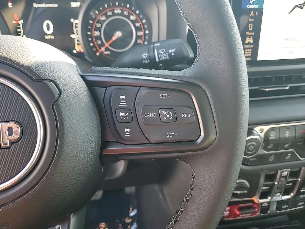 new 2025 Jeep Gladiator car