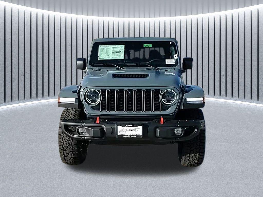 new 2025 Jeep Gladiator car