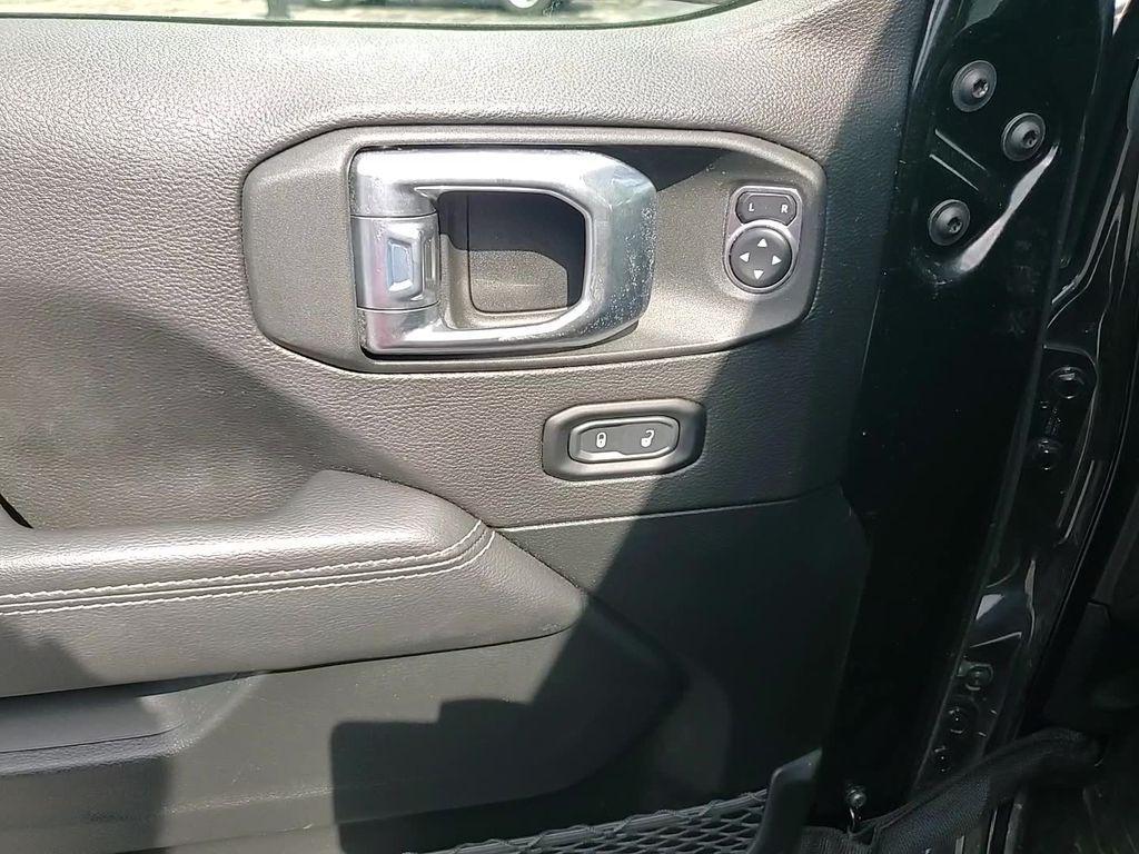 used 2021 Jeep Wrangler Unlimited car, priced at $33,826