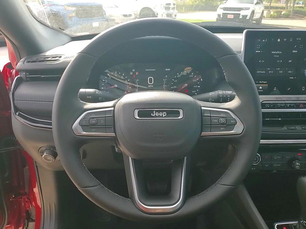 new 2025 Jeep Compass car, priced at $35,996