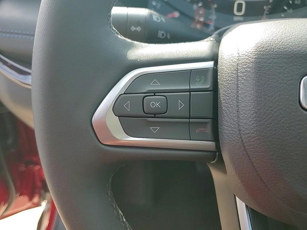 new 2025 Jeep Compass car, priced at $35,996