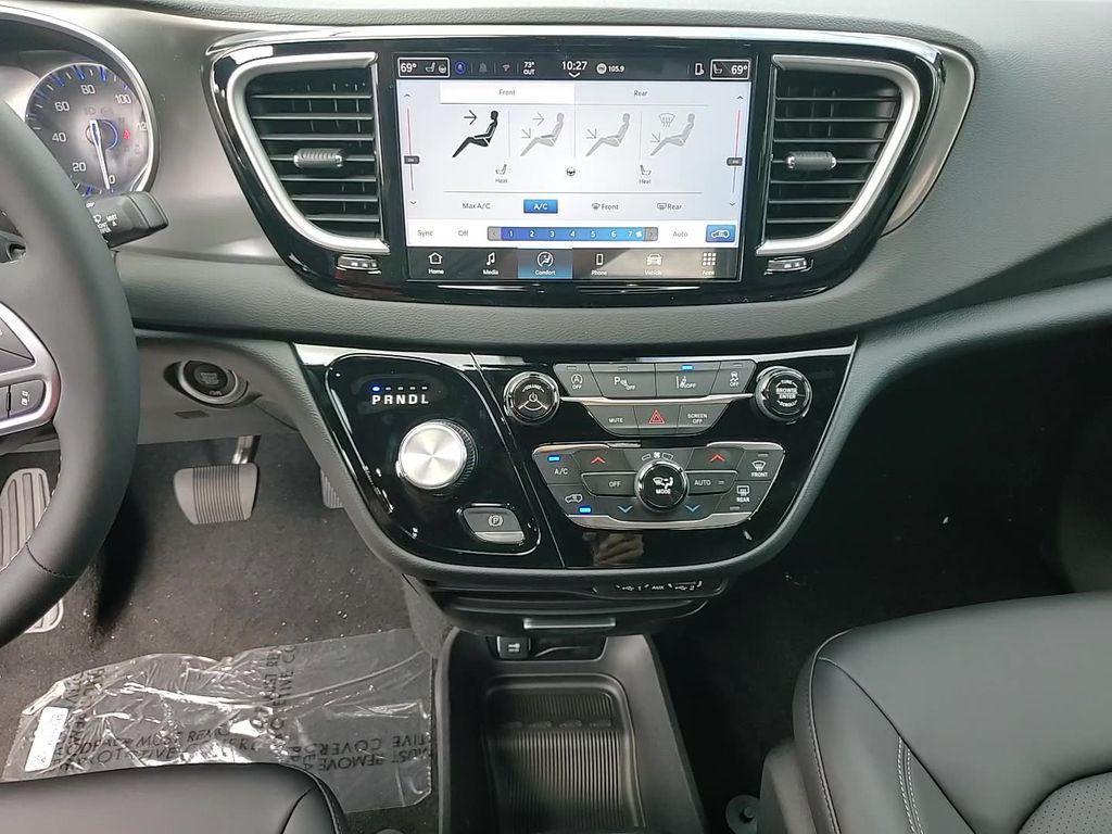 new 2025 Chrysler Voyager car, priced at $36,011