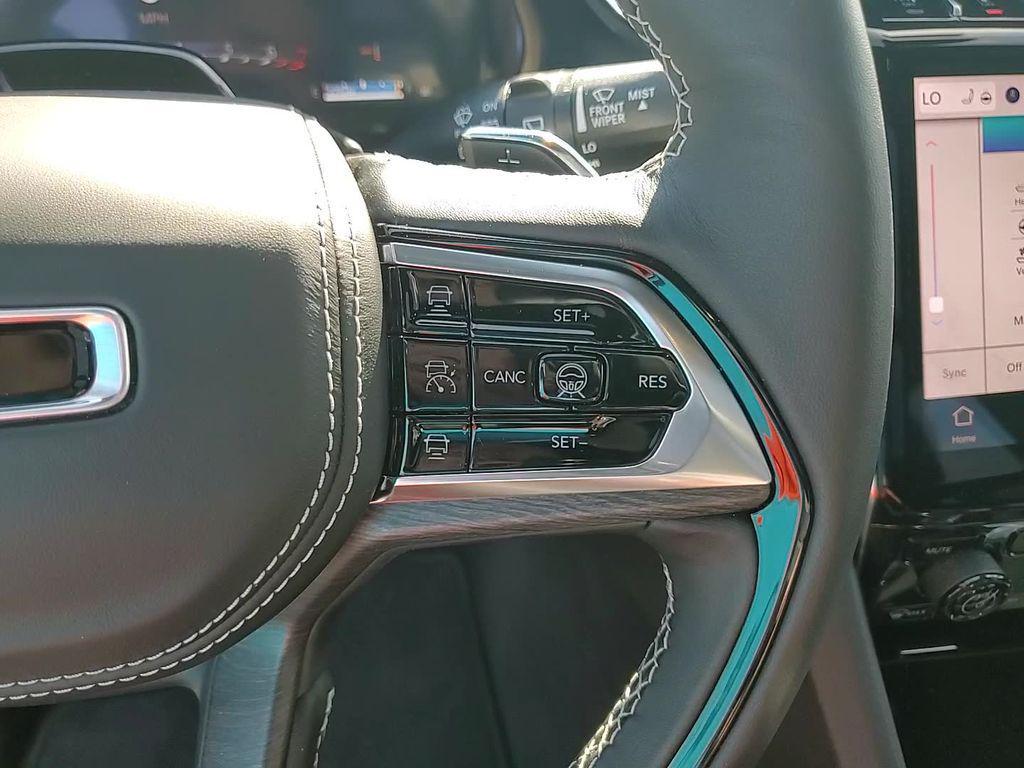 new 2025 Jeep Grand Cherokee L car, priced at $58,423
