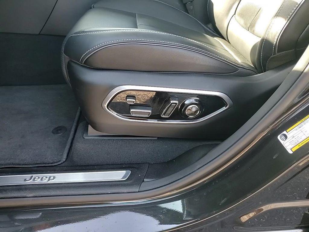 new 2025 Jeep Grand Cherokee L car, priced at $58,423