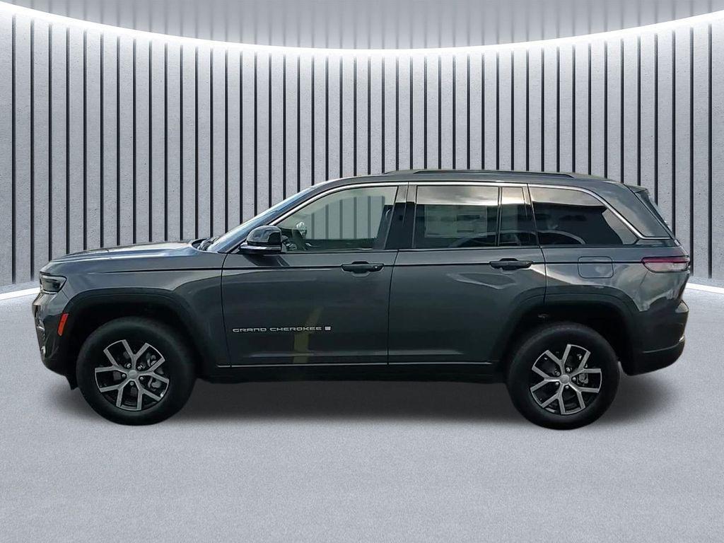 new 2025 Jeep Grand Cherokee car