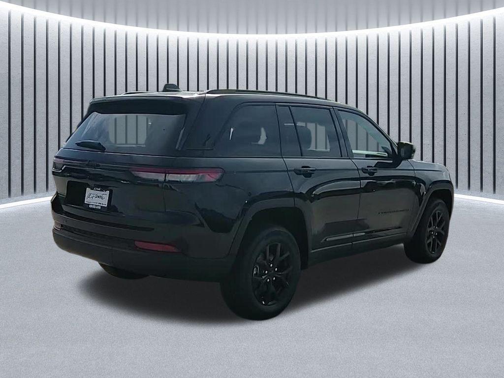 new 2025 Jeep Grand Cherokee car, priced at $39,807