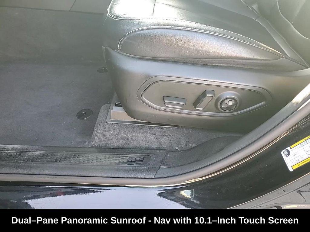 used 2022 Jeep Grand Cherokee car, priced at $29,995