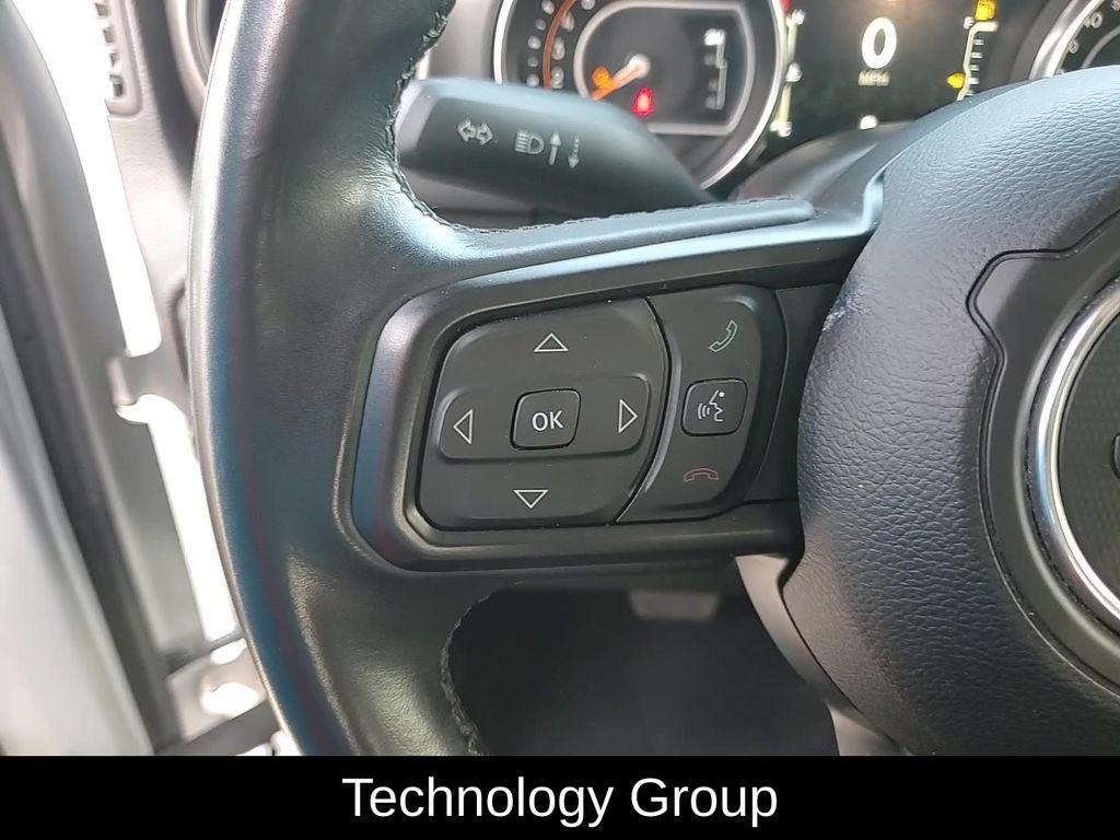 used 2022 Jeep Gladiator car, priced at $30,403