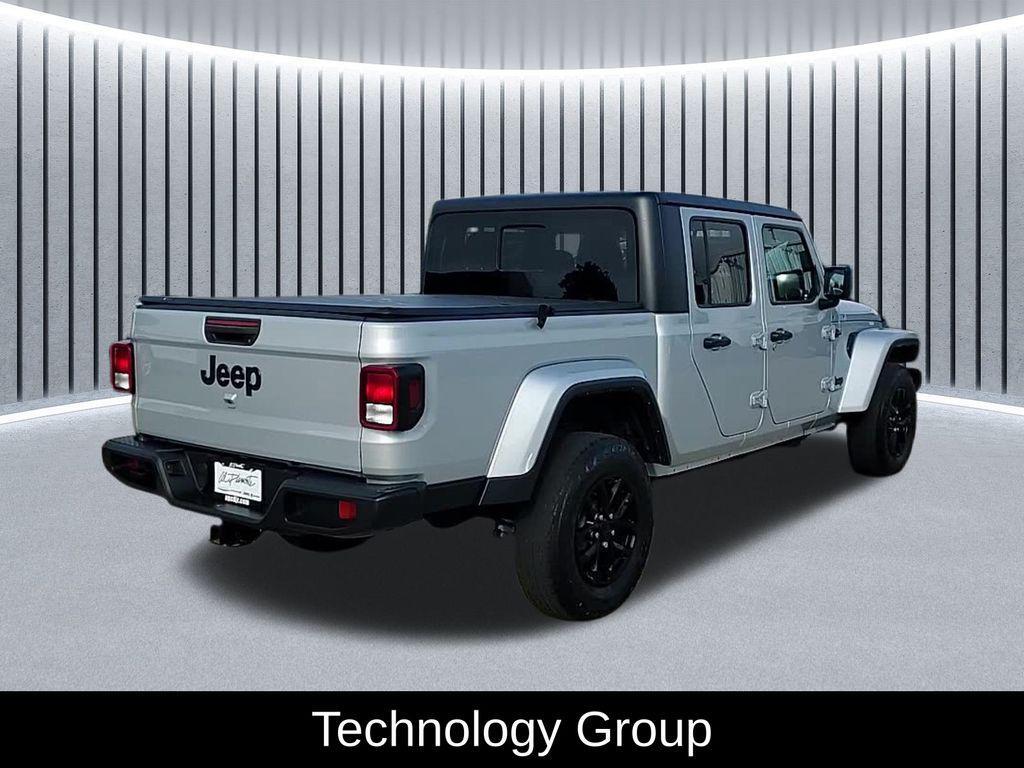 used 2022 Jeep Gladiator car, priced at $30,403