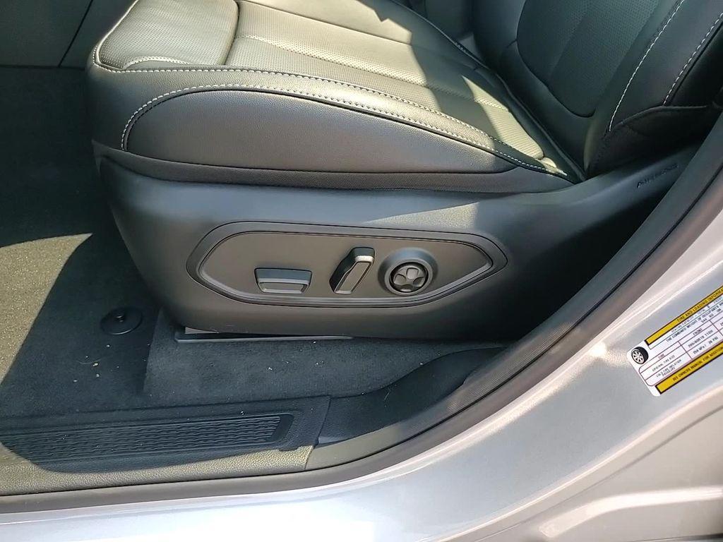 new 2025 Jeep Grand Cherokee L car, priced at $47,032