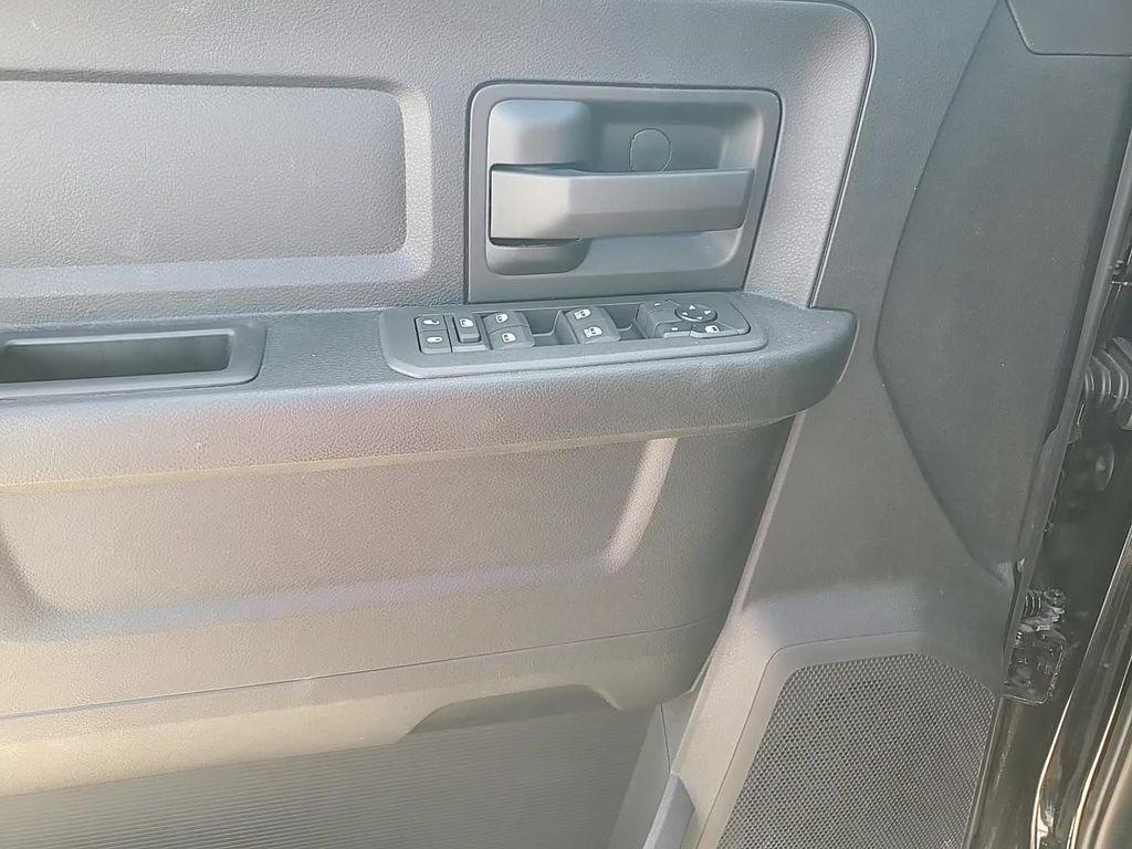 new 2025 Ram 2500 car, priced at $52,014