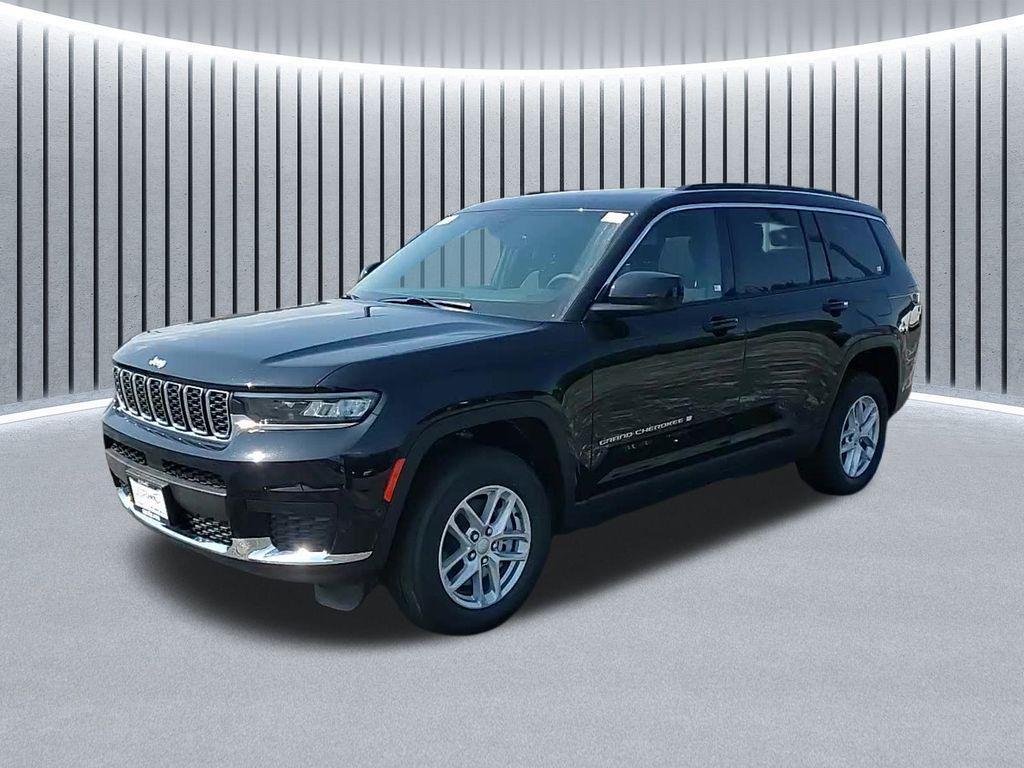 new 2025 Jeep Grand Cherokee L car, priced at $38,828