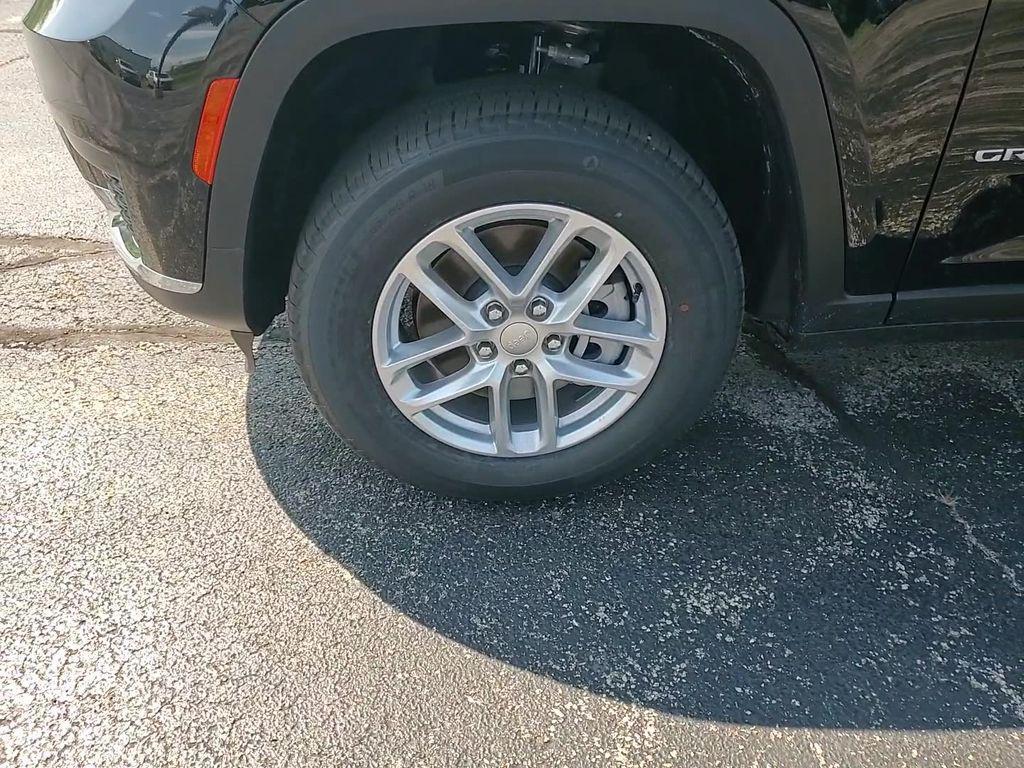 new 2025 Jeep Grand Cherokee L car, priced at $38,828