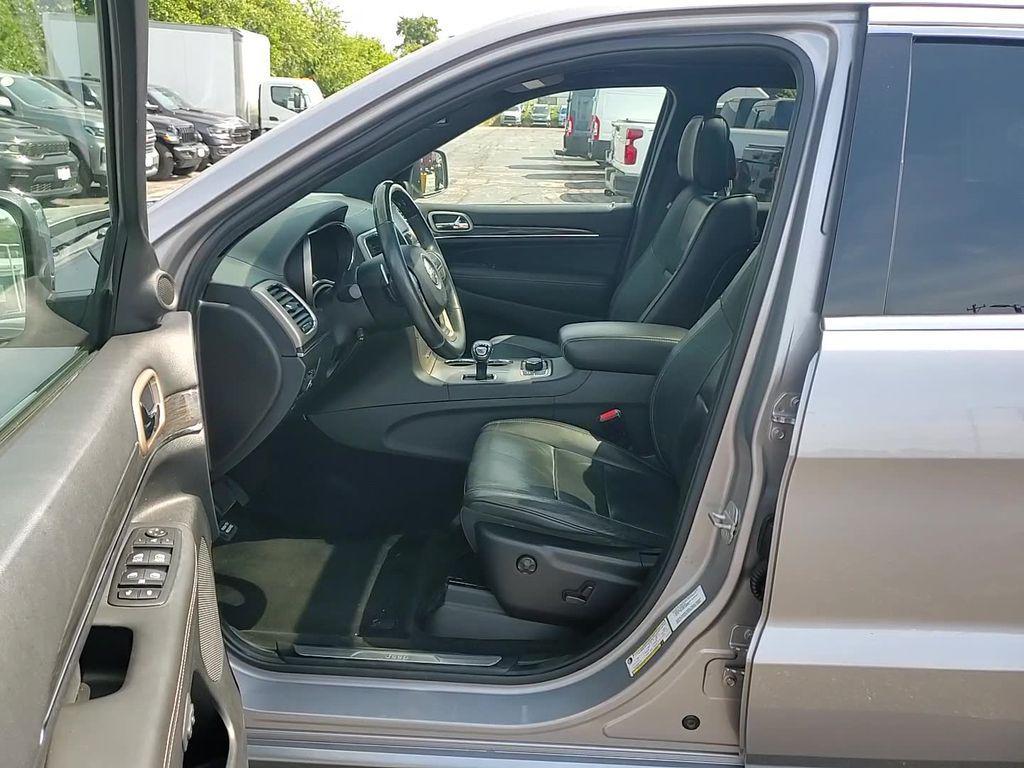 used 2014 Jeep Grand Cherokee car, priced at $11,908