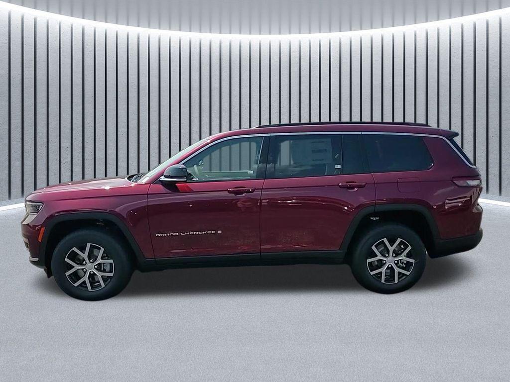 new 2025 Jeep Grand Cherokee L car, priced at $47,032
