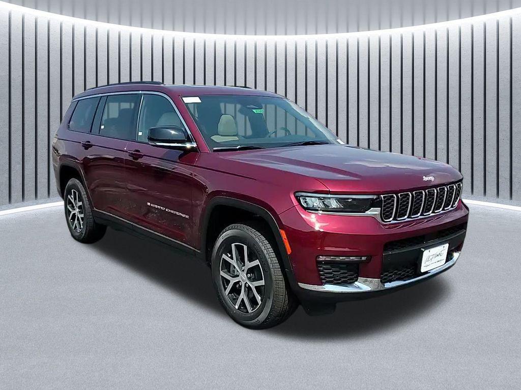 new 2025 Jeep Grand Cherokee L car, priced at $47,032