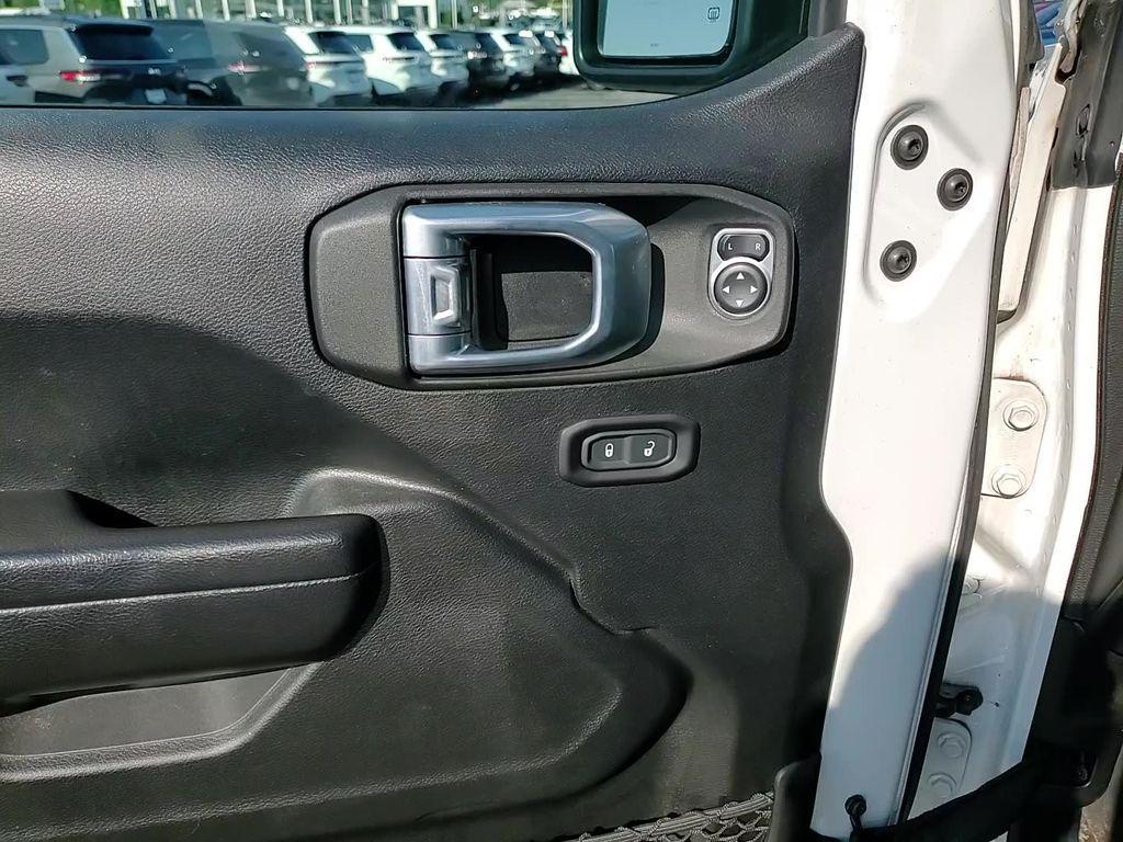 used 2021 Jeep Wrangler Unlimited car, priced at $31,995